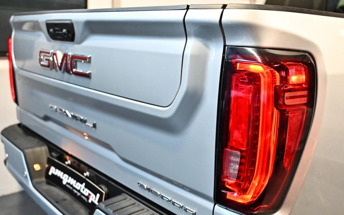 GMC Sierra cena 738000 przebieg: 10, rok produkcji 2022 z Nidzica małe 781